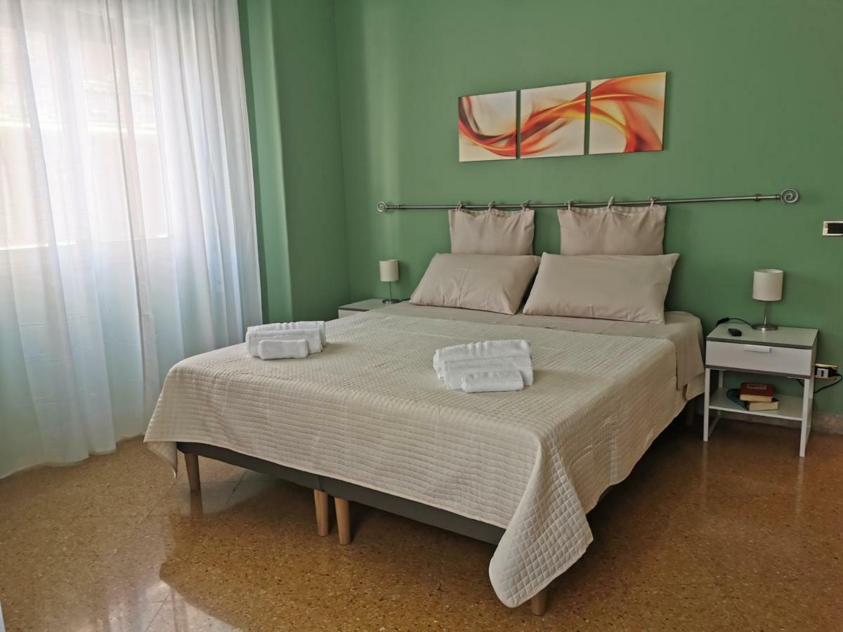 Elera Holiday Apartment Palermo Exterior photo