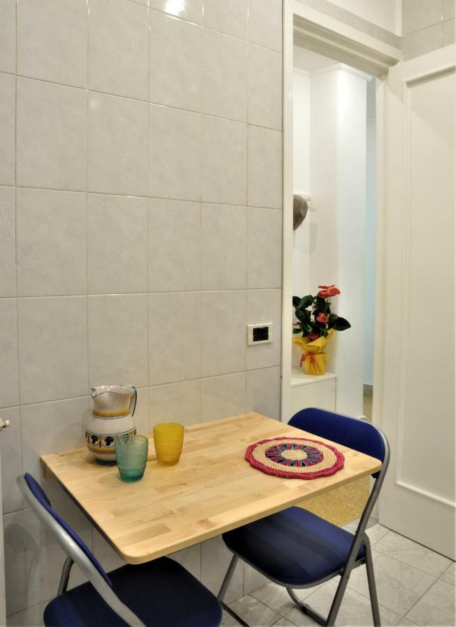 Elera Holiday Apartment Palermo Exterior photo