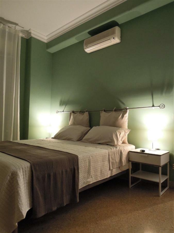 Elera Holiday Apartment Palermo Exterior photo